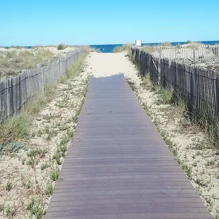 Réveil Face à La Méditerranée Avec Un Accès Direct *