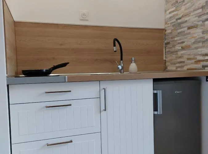 Confort En Front De Avec Acces Direct Daire *