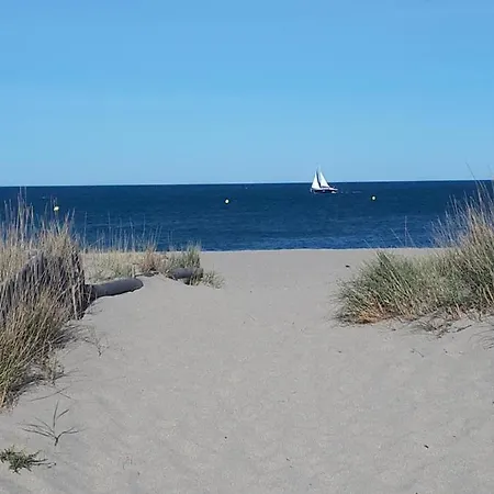 Confort En Front De Avec Acces Direct 아파트 *