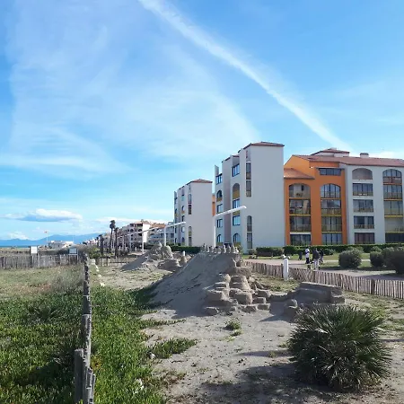 Confort En Front De Avec Acces Direct דירה