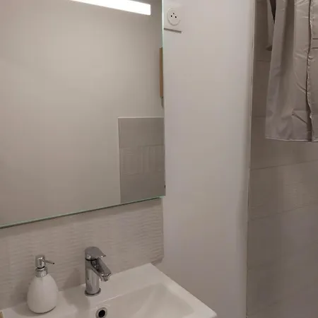 Confort En Front De Avec Acces Direct