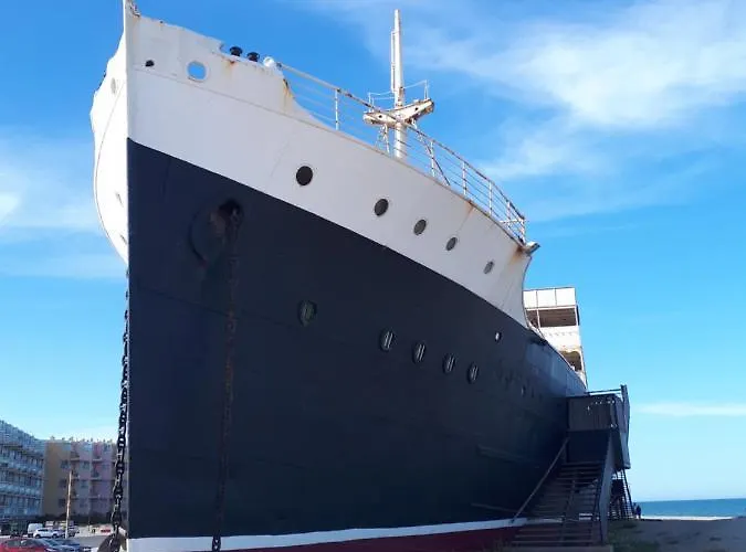 Confort En Front De Avec Acces Direct شقة Le Barcarès