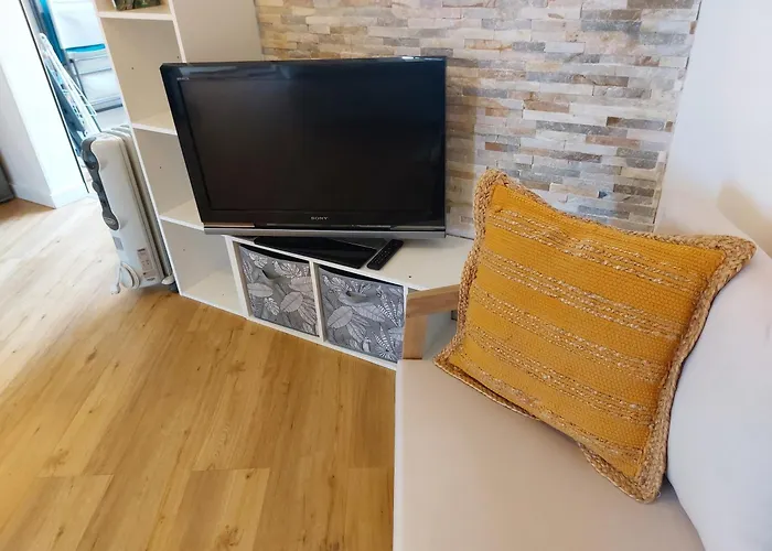 Confort En Front De Avec Acces Direct شقة *