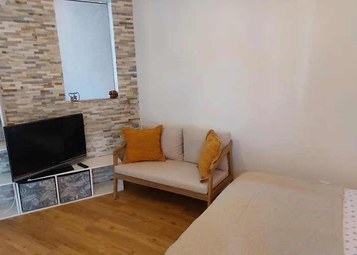 Confort En Front De Avec Acces Direct شقة *